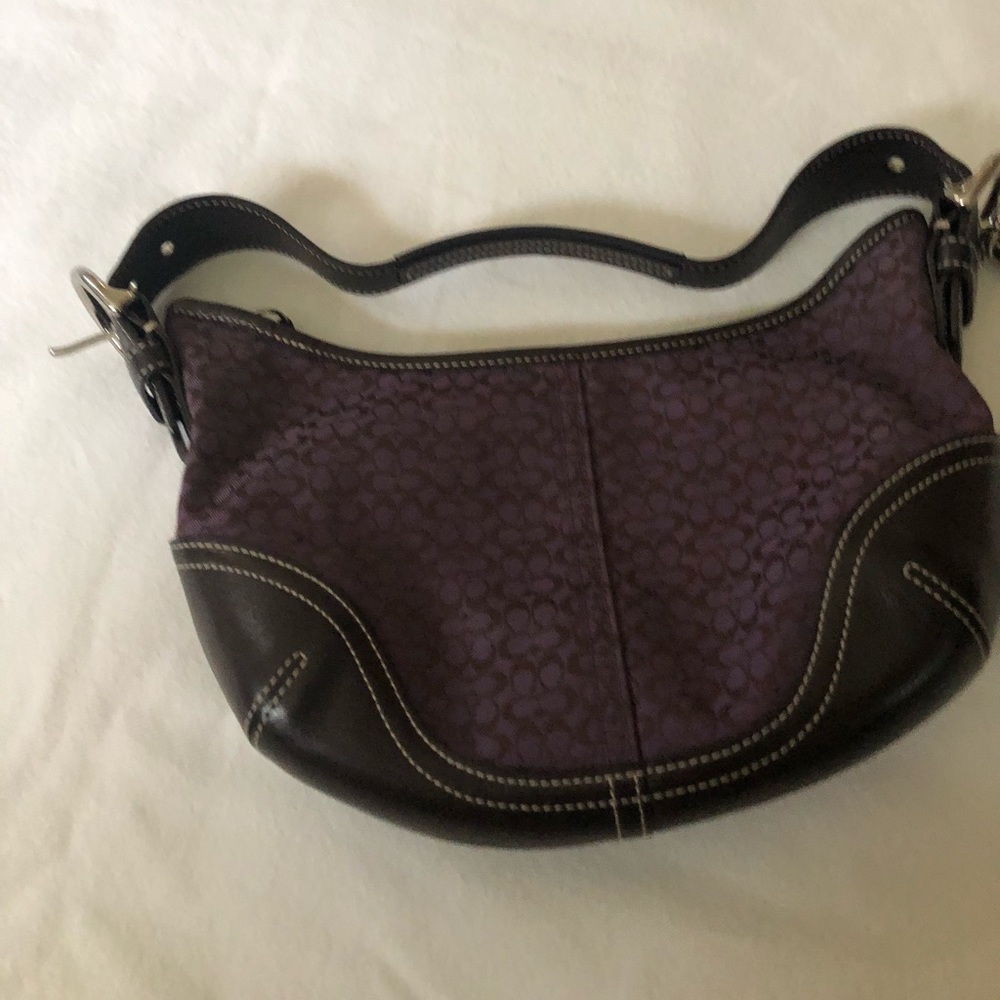 Small Coach purple brown signature purse